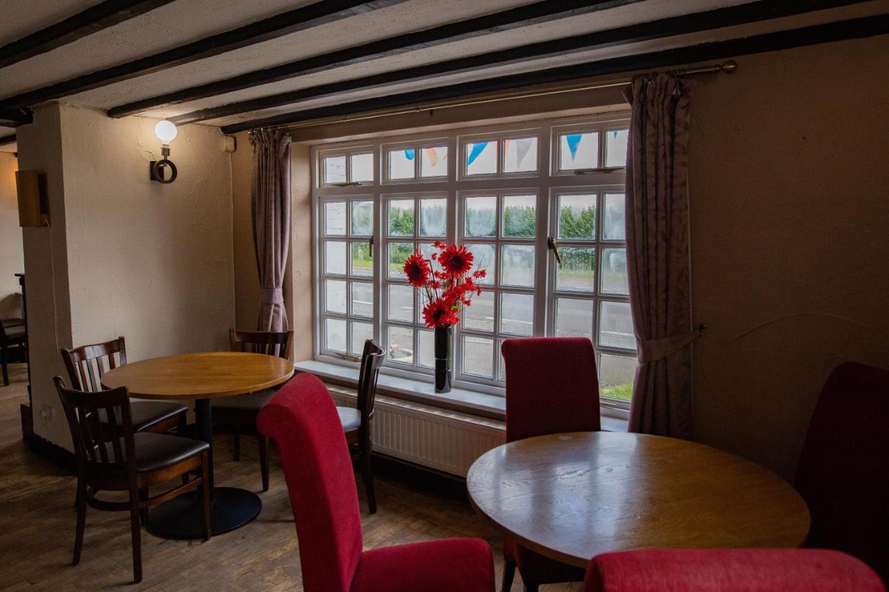 Queens Head Inn Evesham Exteriör bild